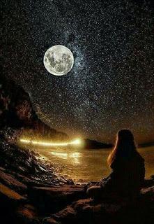 BAJO LA LUZ DE LA LUNA...