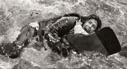 DKV recauda 5.300€ para Reporteros Sin Fronteras gracias a la venta del catálogo de la exposición «Creadores de conciencia»