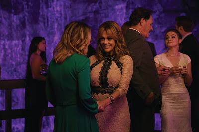 Gloria Bell, La estrategia de las caras conocidas