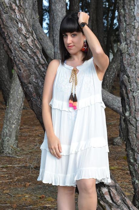 Vestido playero con borlas Vestido playero con borlas
