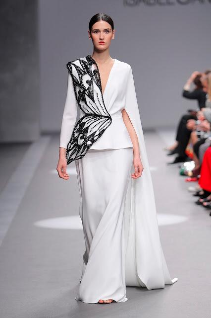 Isabel Sanchís se inspira en la cultura asiática para sus colecciones de fiesta y novia 2020 presentadas en Valmont Barcelona Bridal Fashion Week