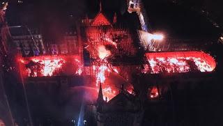 https://www.lasexta.com/noticias/internacional/notredame-envuelta-llamas-imagenes-incendio-catedral-paris_201904155cb4c4e10cf2e136694d6ee1.html https://www.lasexta.com/noticias/internacional/notredame-envuelta-llamas-imagenes-incendio-catedral-paris_201904155cb4c4e10cf2e136694d6ee1.html