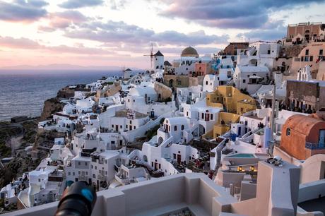 Oia-Sunset.jpg.optimal ▷ Dos lugares increíbles para ver la puesta de sol en Oia, Santorini