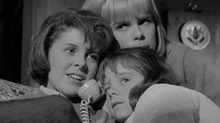 JUGANDO CON LA MUERTE (Saw What You Did and I Know Who You Are!) (USA, 1965) Intriga, Suspense