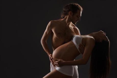 ¿Si estoy embarazada debo evitar las relaciones sexuales?