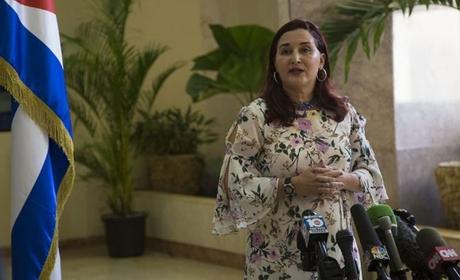 Cuba no puede retirar sus tropas de Venezuela, porque no existen, asegura el Minrex