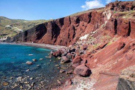 Red-Beach-Santorini.jpg.optimal ▷ 20 cosas increíbles que hacer en Santorini, Grecia