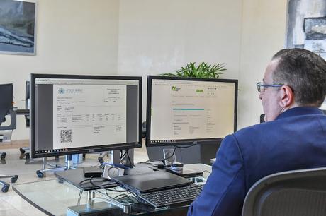 Impuestos Internos recibe primer comprobante electrónico Impuestos Internos recibe primer comprobante electrónico