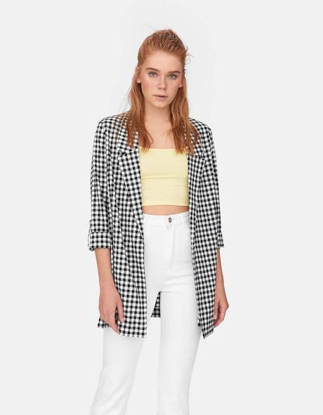 COMPRAS DE LA SEMANA; MAYO (I).-