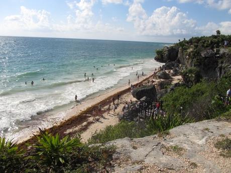 De Tulum a Cozumel. Ruinas, cenotes y arrecifes.