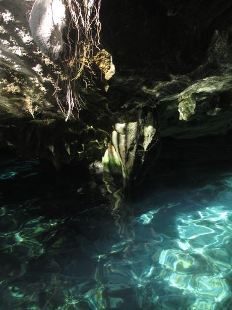 De Tulum a Cozumel. Ruinas, cenotes y arrecifes.