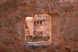 Tobes: Paseando por un pueblo deshabitado