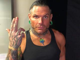 Video de Jeff Hardy después de Cirugia