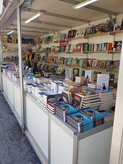 Otro día de dedicatorias.