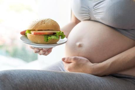 Cuida tu alimentación durante el embarazo