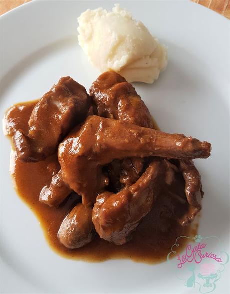 CONEJO GUISADO CONEJO GUISADO