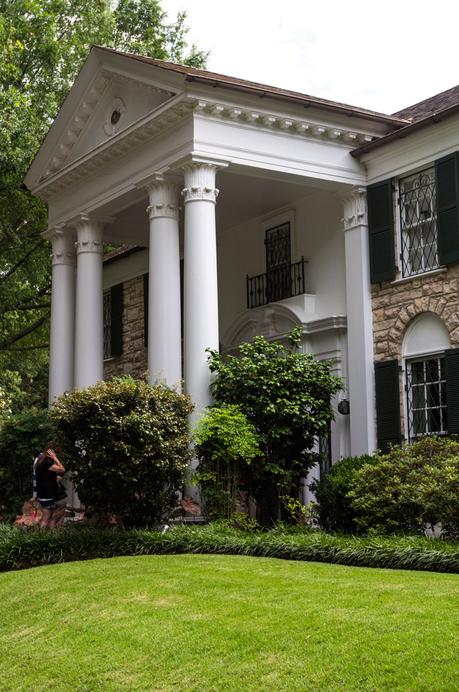 graceland-memphis-5 ▷ Comentario sobre Visit Graceland, Sun Studios y Studio B, TN (Siente el espíritu de Elvis Presley) por Caz