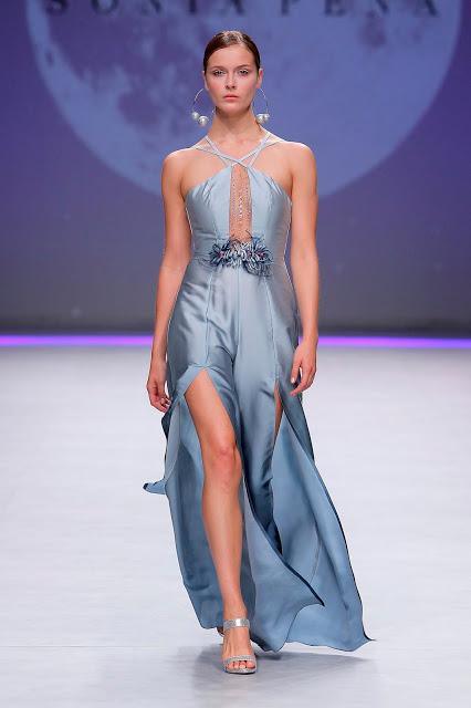 Sonia Peña traslada universo galáctico colección fiesta 2020 