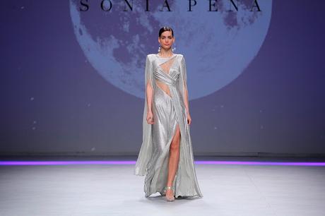 Sonia Peña traslada universo galáctico colección fiesta 2020 
