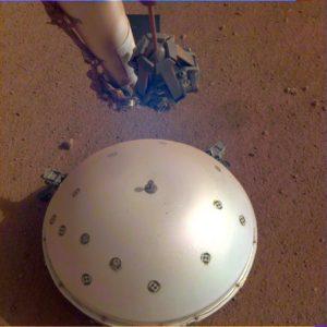 El primer sismo de InSight en Marte