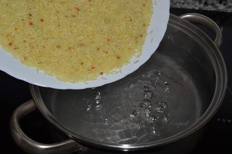 Arroz con cúrcuma atún y calabacin Arroz con cúrcuma atún y calabacin