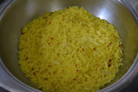 Arroz con cúrcuma atún y calabacin Arroz con cúrcuma atún y calabacin