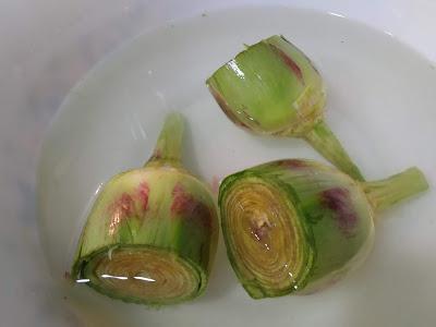 CARCIOFI ALLA ROMANA (ALCACHOFAS A LA ROMANA)