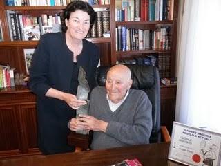 Joaquín Martí homenajeado como Abuelo Actual en el Museo Guggenheim de Bilbao