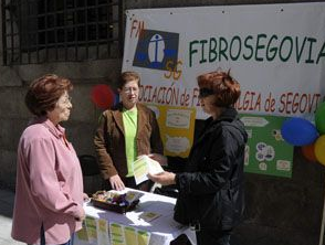 Fibrosegovia se apunta a celebrar el día internacional de la Fibromialgia