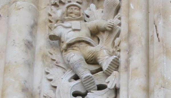 El astronauta de la Catedral de Salamanca