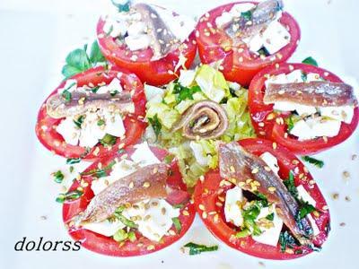 Tomates pera rellenos de anchoas