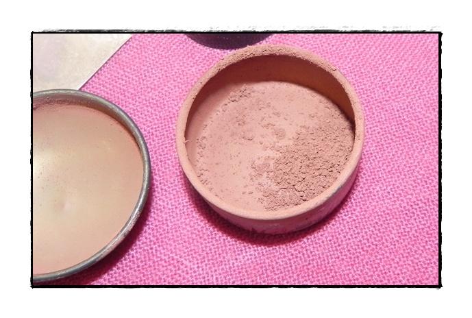 Aprovecha las muestras para hacer tu tono de maquillaje de verano (Bricopotimanía)