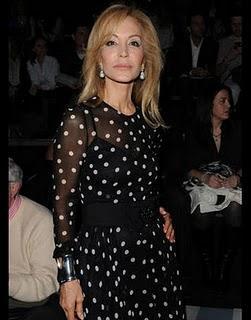 CIBELES Y LA MODA DE LOS LUNARES