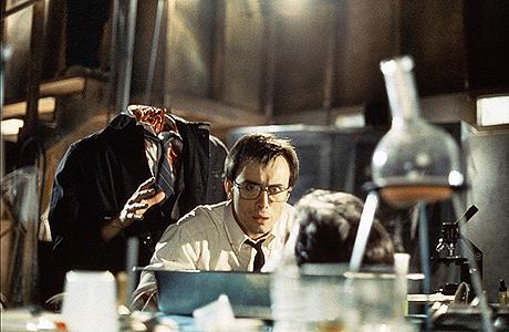 “Re-Animator” – Mi suero y yo.