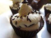 Cup-cakes helados chocolate chantilly