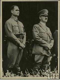 El Führer se entera de la fuga de Rudolf Hess - 11/05/1941.