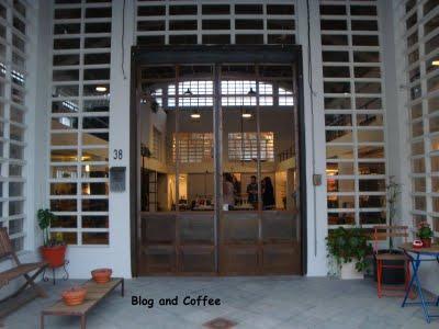 Parada Obligatoria: Smiles Store