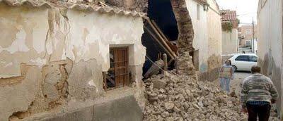 Dos terremotos de 5,2 y 4,4 grados dejan al  menos 7muertos Murcia