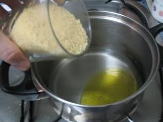 Ensalada mozárabe de cous-cous con naranja, dátiles y menta. NarSafor y Dismuco