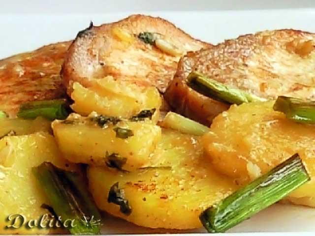 LOMO CON PATATAS AL AJO CABAÑIL