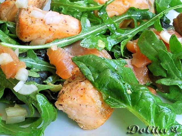 ENSALADA DE SALMON FRESCO Y AHUMADO