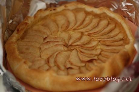 Tarta de manzana en miniatura