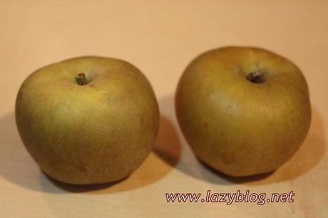 Tarta de manzana en miniatura