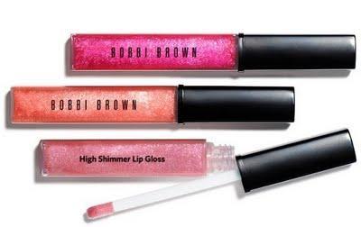 ALMOST BARE, LO NUEVO DE BOBBY BROWN.