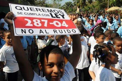 PROTESTA CONTRA EL RUIDO PROTESTA CONTRA EL RUIDO