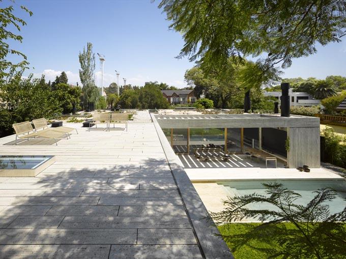 Delicias de Buenos Aires: Casa L de Mathias Klotz y Edgardo Minond