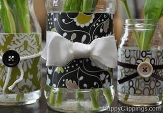 DECORAR BOTES CON PAPEL DE REGALO