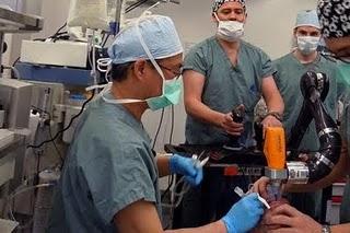 EEUU ha probado con éxito el primer robot intubador en una operación real