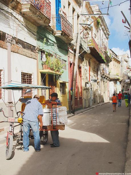 Mr-and-Mrs-Romance-where-to-go-in-Cuba-.Havan-Vieja ▷ Comenta sobre 4 lugares emocionantes para visitar en Cuba (y uno para evitar) por Mike