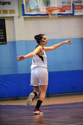 Galería de clics del Club Basket Almeda-Bàsquet Femení Sant Adrià